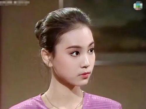 明星年轻时照片,回顾明星年轻时的青涩风采