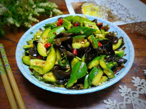 乳瓜可以拌着吃吗,轻松拌出美味佳肴