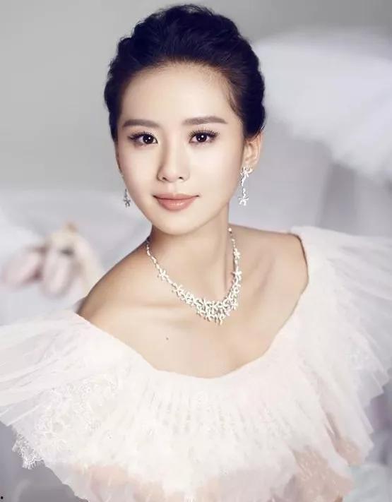 中国女明星表,璀璨星河中的耀眼明珠