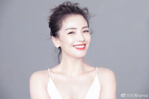 明星刘涛泳装图片,魅力四溢，夏日风情尽显